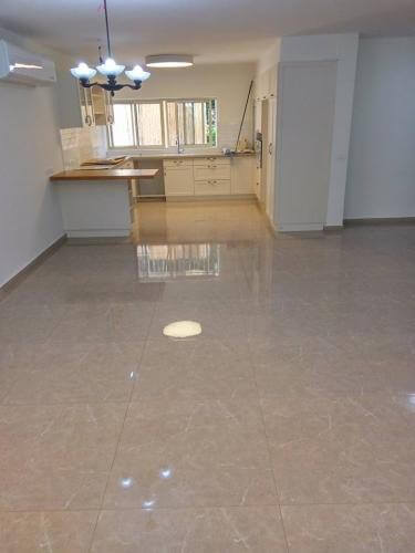 ניקיון רצפה